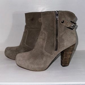 Steve Madden - grey ankle boots